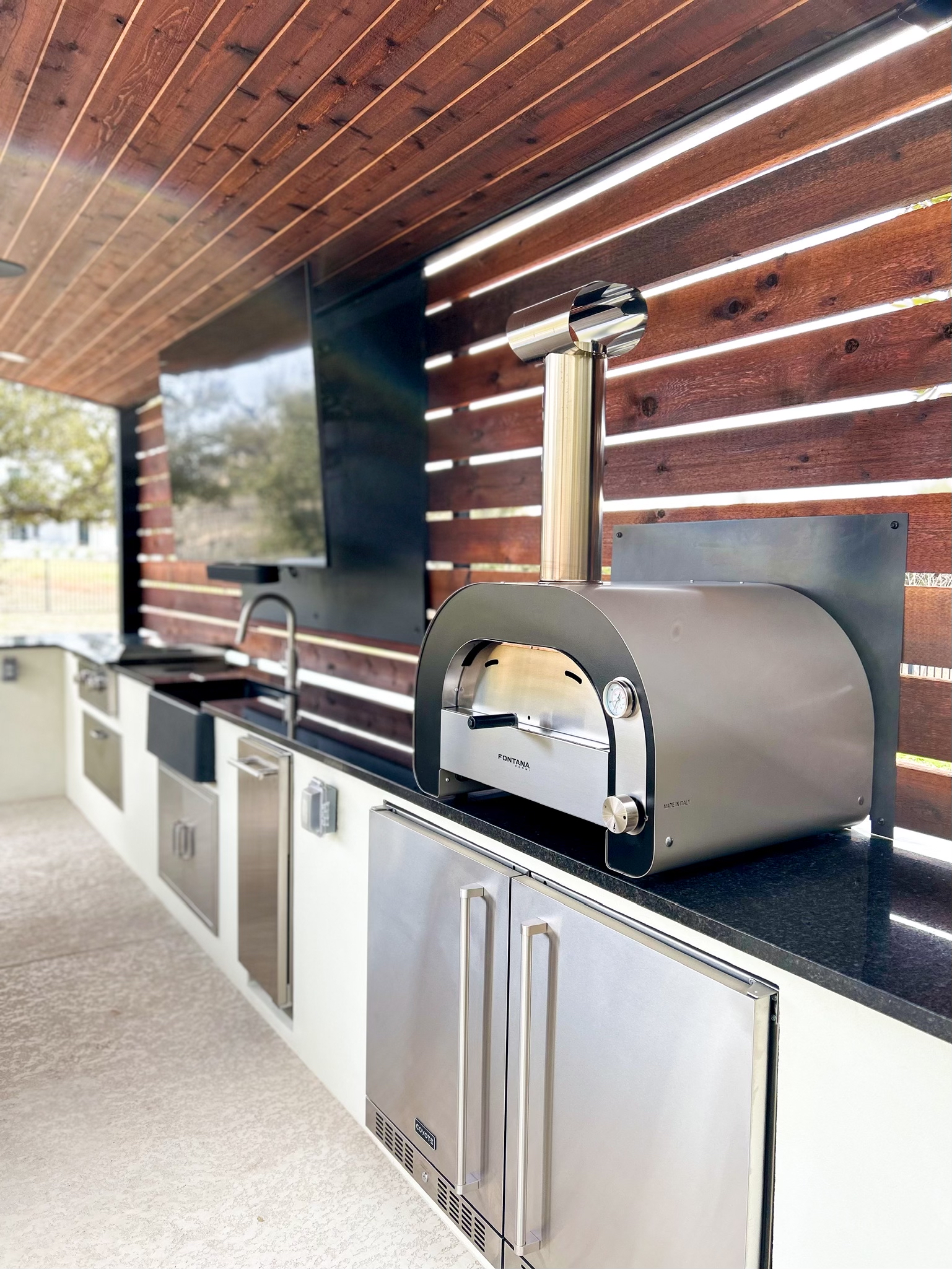 Outdoor Kitchen Must-Have Features for 2026 in Central Texas